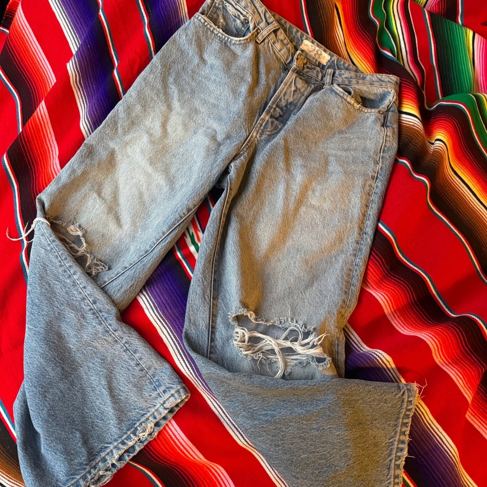 Free People We The Free Jeans Women 28 Light Blue Distressed Straight Leg